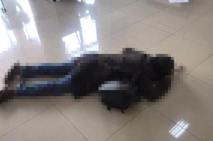 Pria yang melakukan penyerangan di Polres Kepulauan Meranti, Riau, tewas ditembak petugas, Rabu (11/3/2020). 