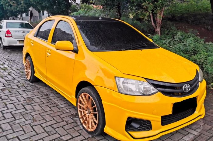 Toyota Etios Eks Taksi 2013 Paket Modifikasi