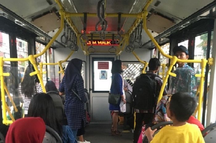 Jaga jarak aman antar penumpang