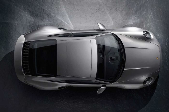 Porsche dirumorkan akan mengeluarkan versi hybrid pada seri 911 terbarunya.