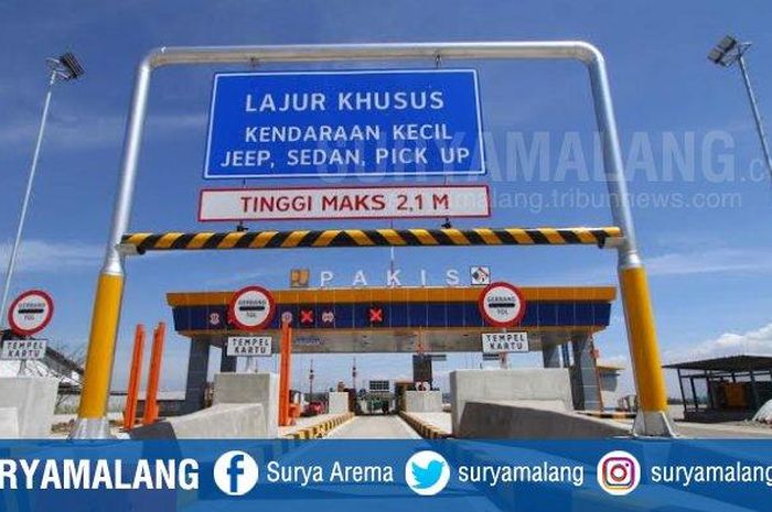 Gerbang tol Pakis bagian dari tol Pandaan-Malang seksi 5 ruas Pakis-Madyopuro