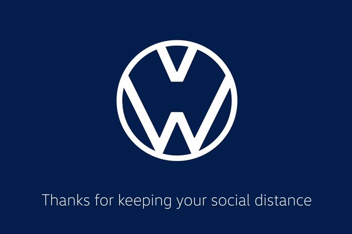 Perusahaan mobil asal Jerman, Volkswagen menyerukan ajakan social distancing lewat video Youtube.