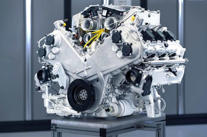 Mesin TM01 V6 3.000 cc turbocharged buatan Aston Martin.