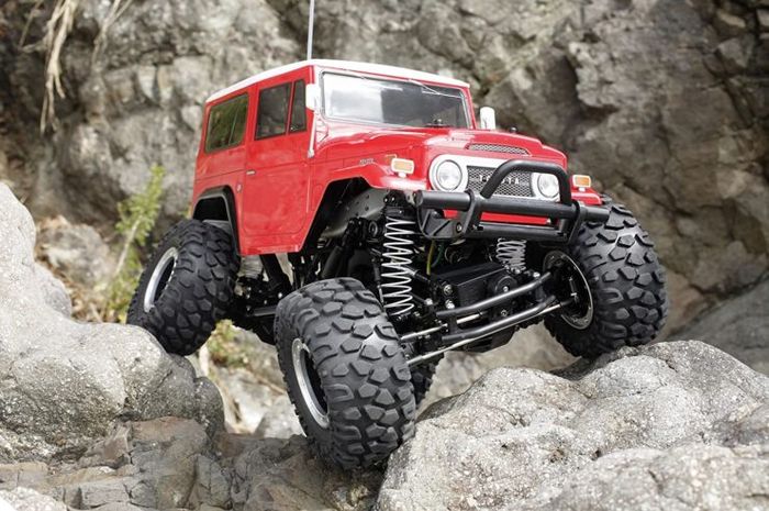 RC Tamiya Toyota Land Cruiser 40 Rock Crawler