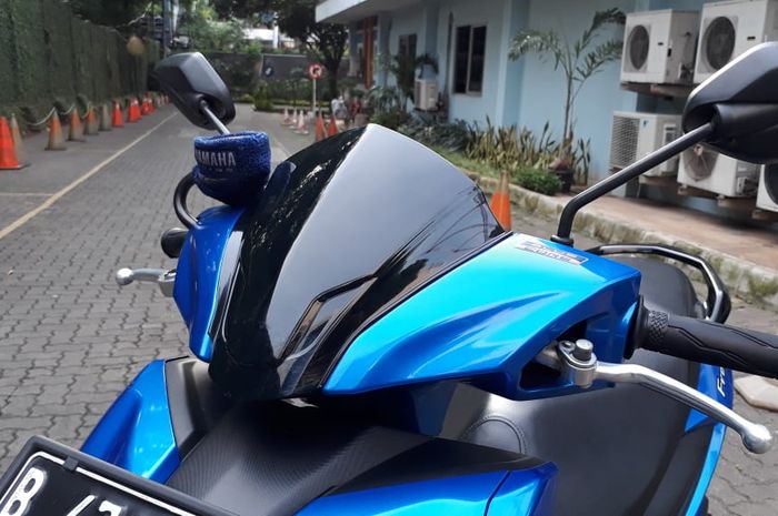 Pasang visor mini di Yamaha FreeGo, bikin sporty