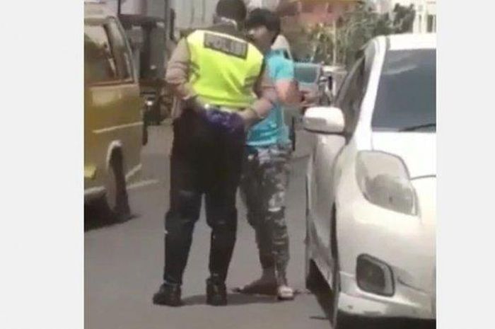 Polisi di Medan disebut lakukan pungli dan ludahi pengemudi mobil