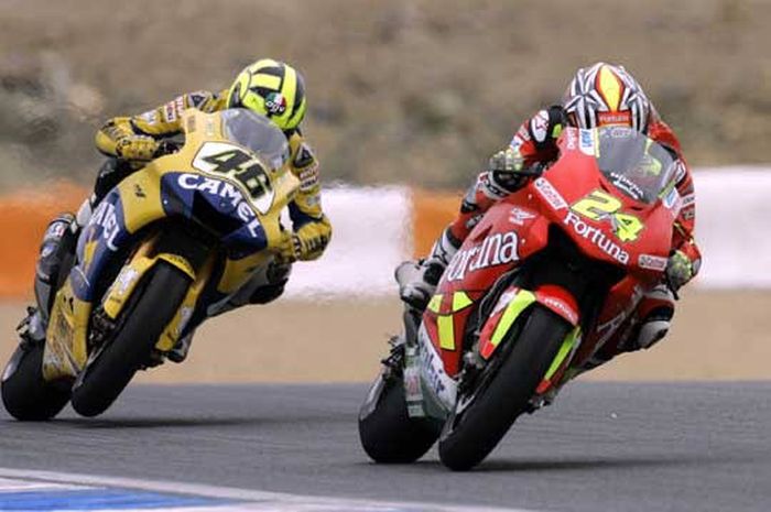 Valentino Rossi dan Toni Elias