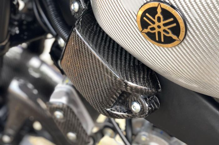 Part carbon Yamaha XSR155
