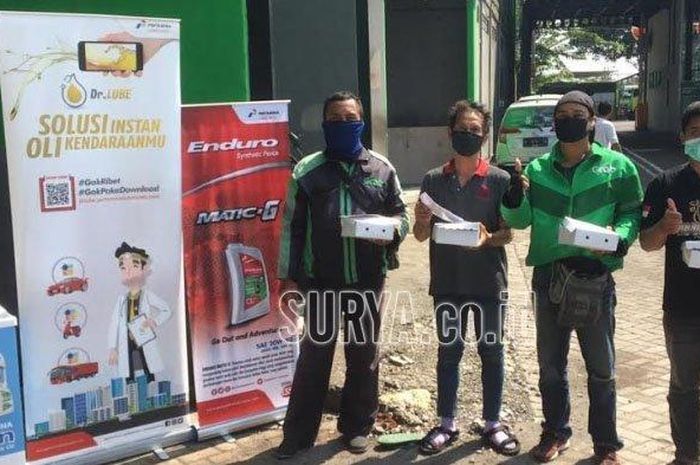 Kegiatan sosial PT Pertamina Lubricants, anak usaha PT Pertamina (Persero) melalui Sales Region V Surabaya.