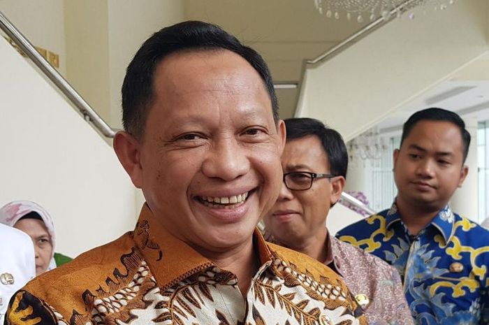 Mendagri Tito Karnavian usai bertemu Wapres RI Maruf Amin di Kantor Wapres RI, Jalan Medan Merdeka Utara, Jakarta Pusat, Rabu (5/2/2020).