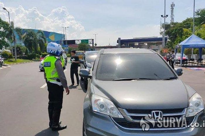 Posko penyekatan di Kota Sidoarjo untuk menghalau pemudik masuk
