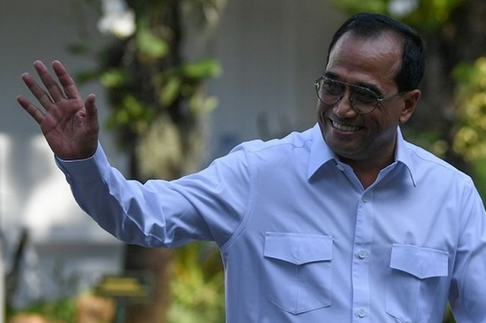 Menteri Perhubungan Budi Karya Sumadi 