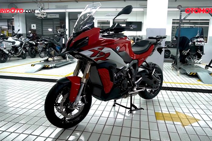 BMW S 1000 XR