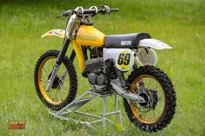 Suzuki RM125C