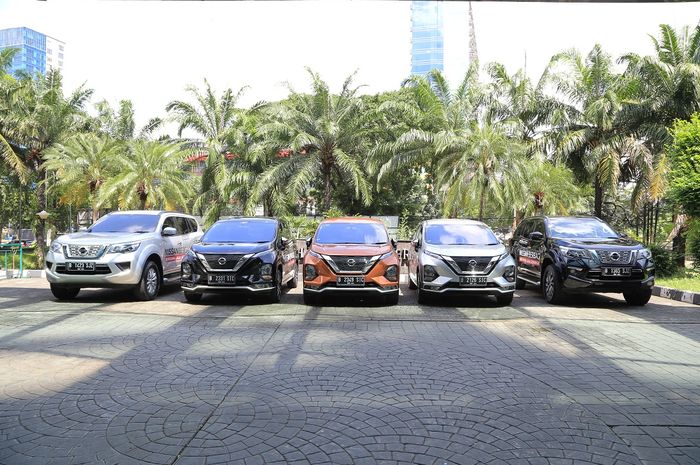 Nissan meminjamkan Nissan Terra dan All-New Nissan Livina sebagai kendaraan operasional untuk Relawan Gugus Tugas Percepatan Penanganan COVID-19