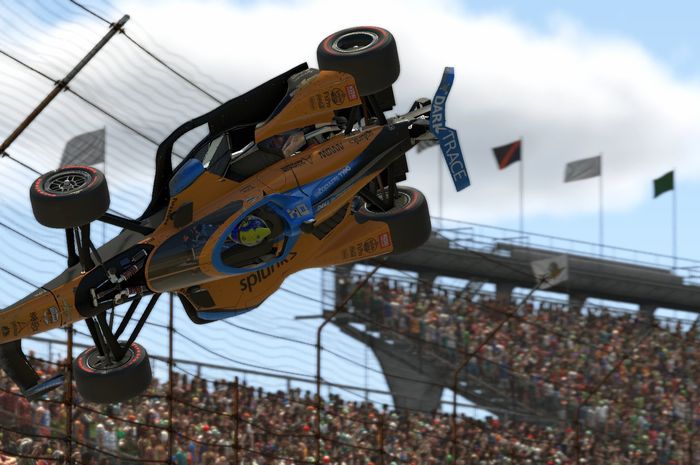 Lando Norris crash di balapan virtual IndyCar