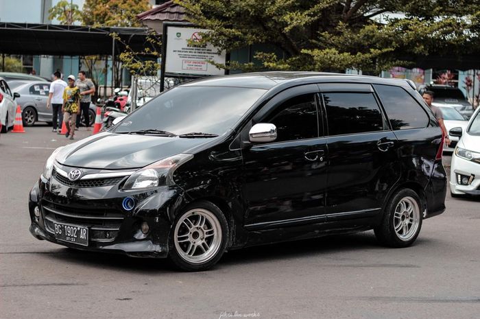 Toyota Avanza lama facelift jadi Veloz
