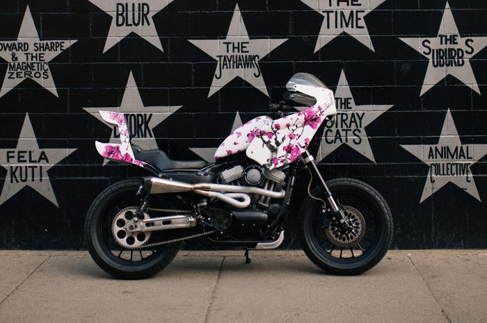 Harley-Davidson XR1200 tampil nyentrik dengan gaya bosozoku