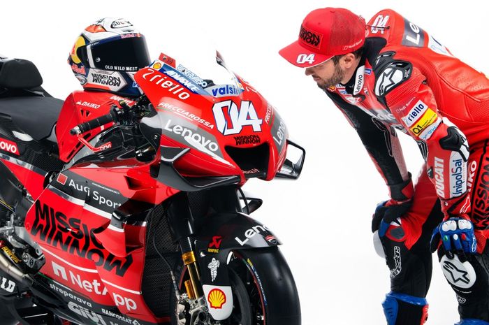 Andrea Dovizioso memakai nomor start 04 sejak pindah ke tim pabrikan Ducati di MotoGP 2013