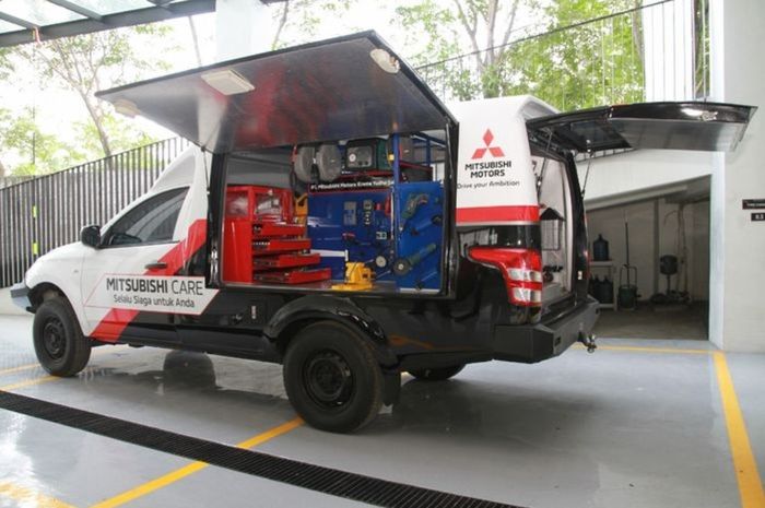 Mobile Home Service Mitsubishi hanya bisa servis ringan karena alat yang terbatas 