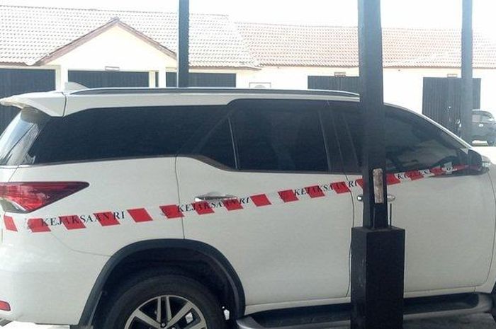 Toyota Fortuner VRZ disita Kejaksaan Negeri Bangka Barat dari Kepala Cabang PT BPRS yang dibeli pakai biaya fiktif