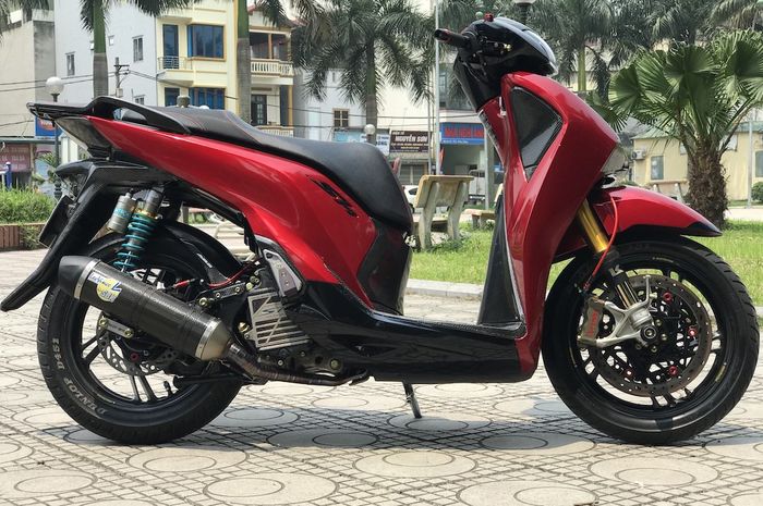 Modifikasi Honda SH150i
