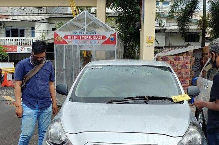 Datsun Go+ Panca milik Yohanes Satriyo Leonardo Garry seorang koreografer yang tewas setelah dianiaya ditemukan