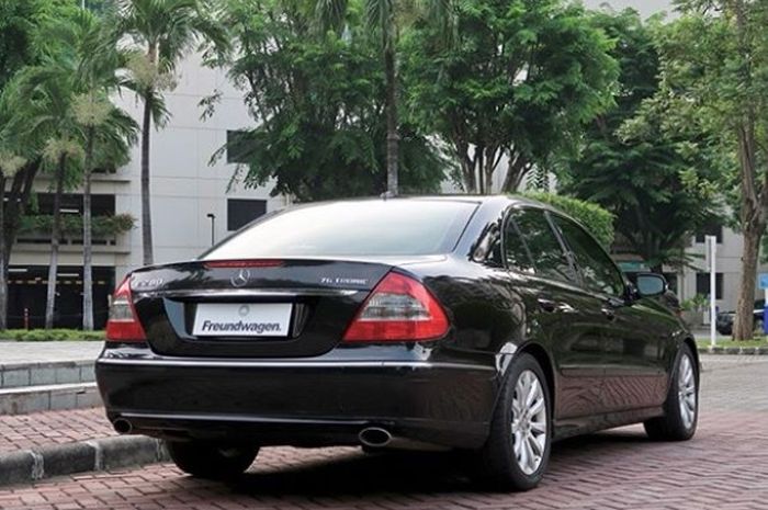 Mercedes-Benz E280 w211 2009