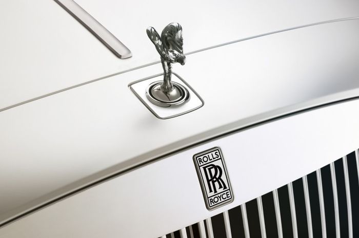 Spirit of Ecstasy, maskot ikonik Rolls-Royce 