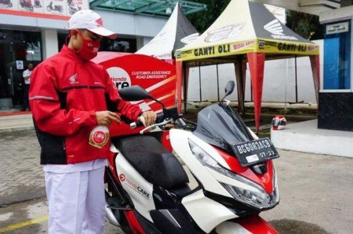 Honda CARE Astra Palembang memangkas jam operasional layanannya selama pemberlakuan PSBB.