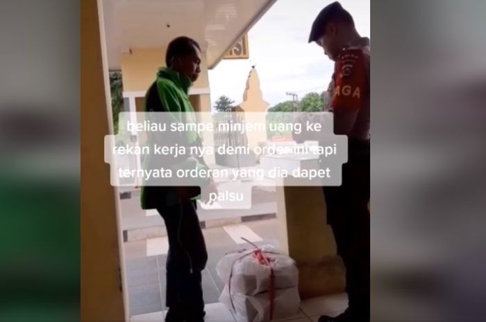 Pengendara ojol terpaksa meminjam uang untuk order makanan 