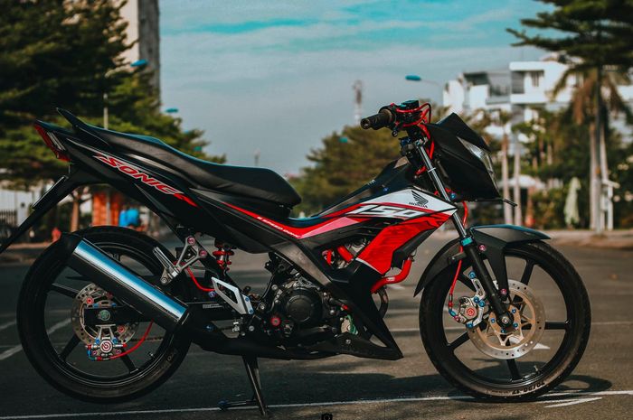 Modifikasi Honda Sonic 150