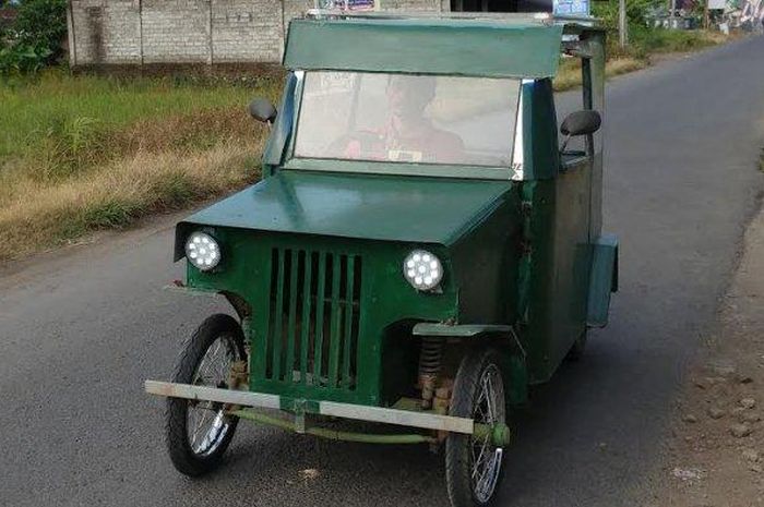 Mobil listrik buatan Sasmito, warga Jember. 