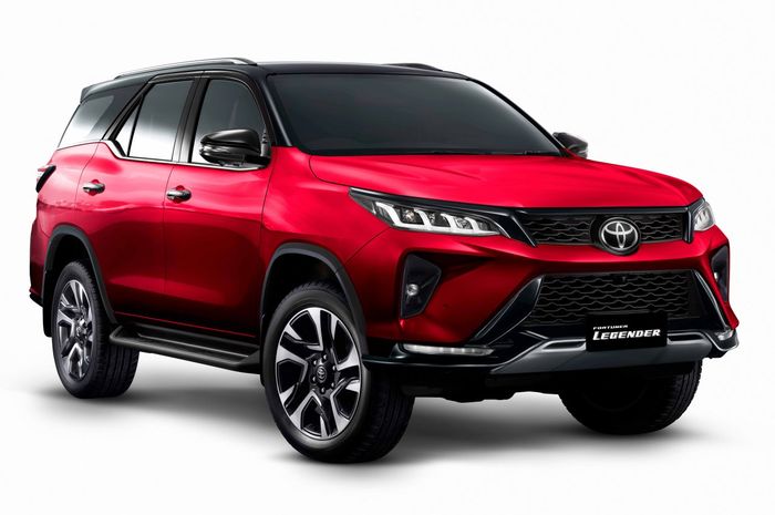 Iluatrasi. Toyota Fortuner Legender yang telah dirilis di Thailand