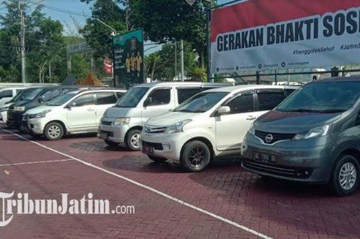 Toyota Avanza, Nissan Evalia, Suzuki APV dan 8 mobil lain yang disita Polres Trenggalek karena bandel