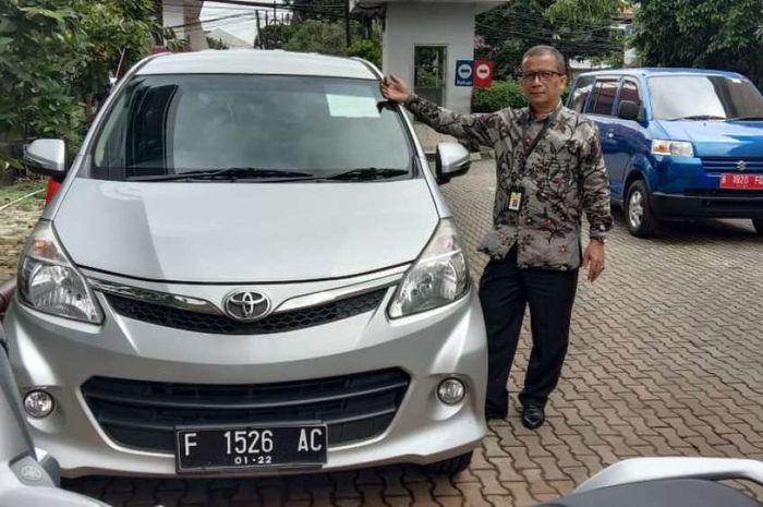 Toyota Avanza Veloz 1.5 M/T yang akan dilelang KPP Pratama Jakarta Tebet.