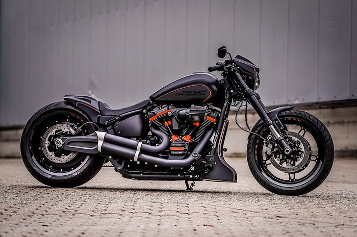 Modifikasi Harley-Davidson Softail FXDR