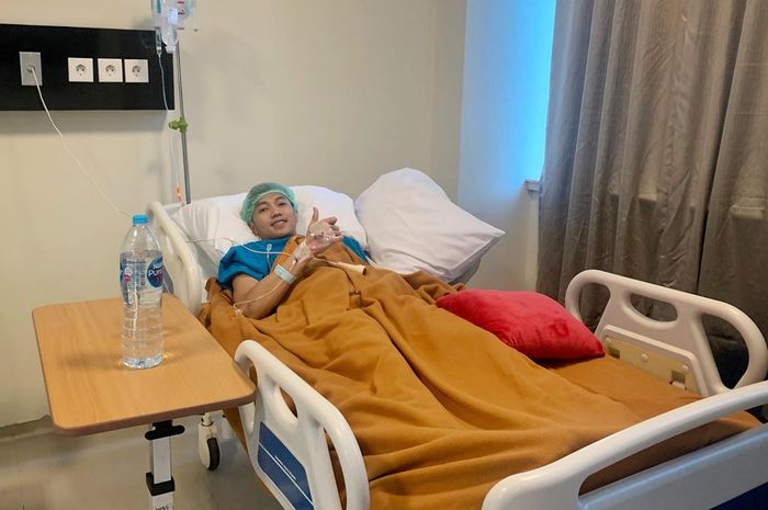 Wahyu Aji selepas menjalani operasi patah tulang