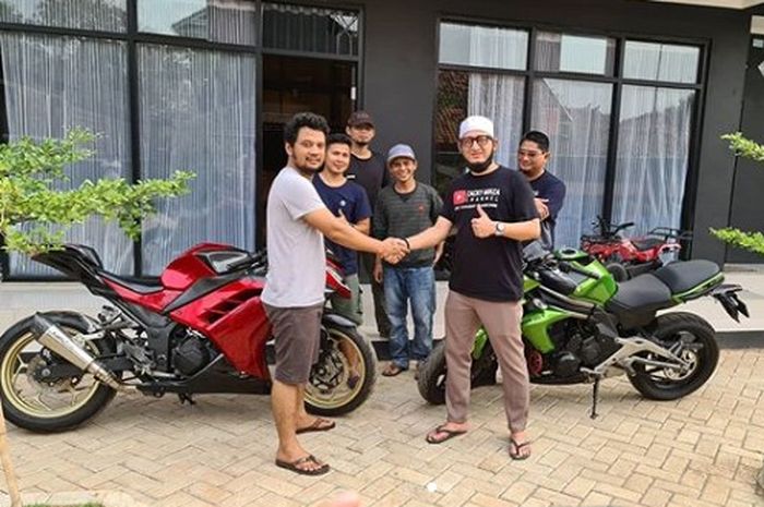 Ustaz Zacky Mirza Memberikan Kawasaki ER-6n Bekas Almarhum Uje ke Panji Petualang