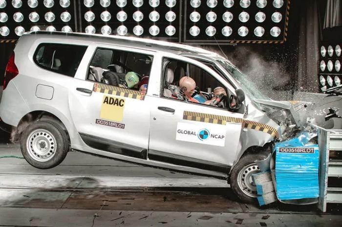 Renault Lodgy crash test