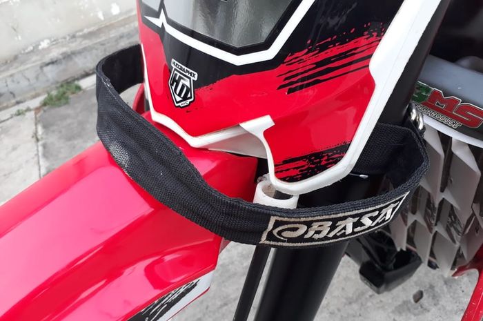 Tali evakuasi motor trail