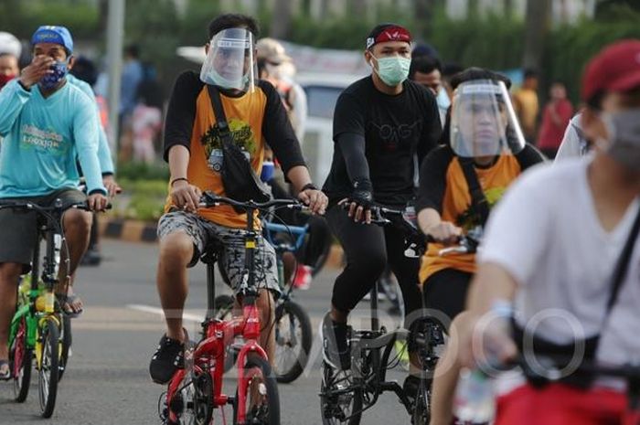 Pesepeda tampak memadati area CFD di tengah pandemi Covid-19