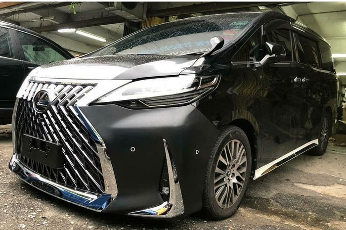 Toyota Alphard body convertion jadi Lexus LM