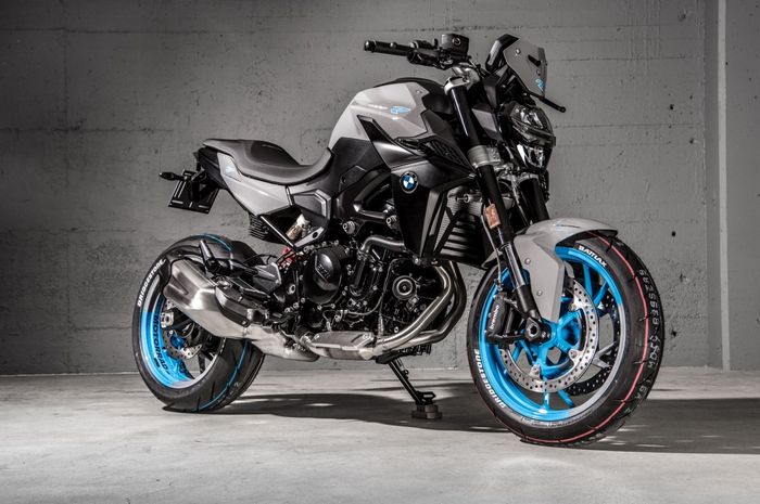 BMW F 900 R Nardo Blue 