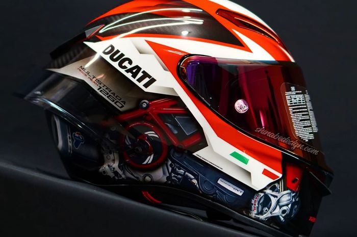 AGV Pista GP RR Ducati Multistrada 1260