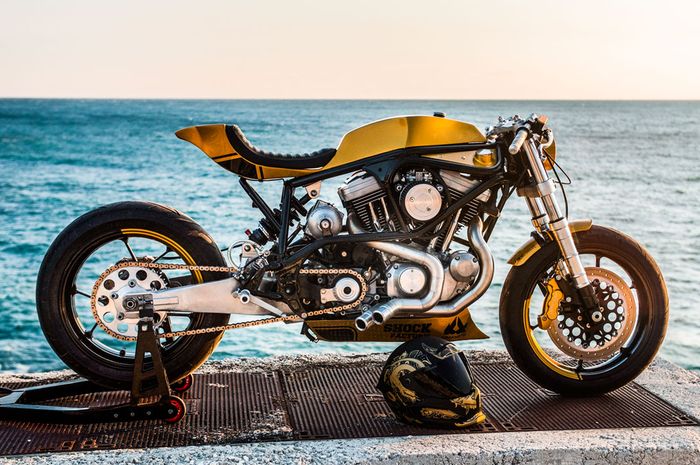 Buell M2 cafe racer