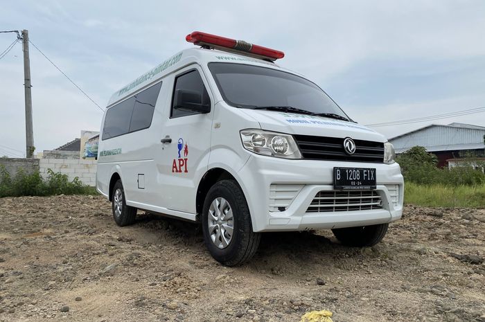 DFSK Super Cab Ambulans