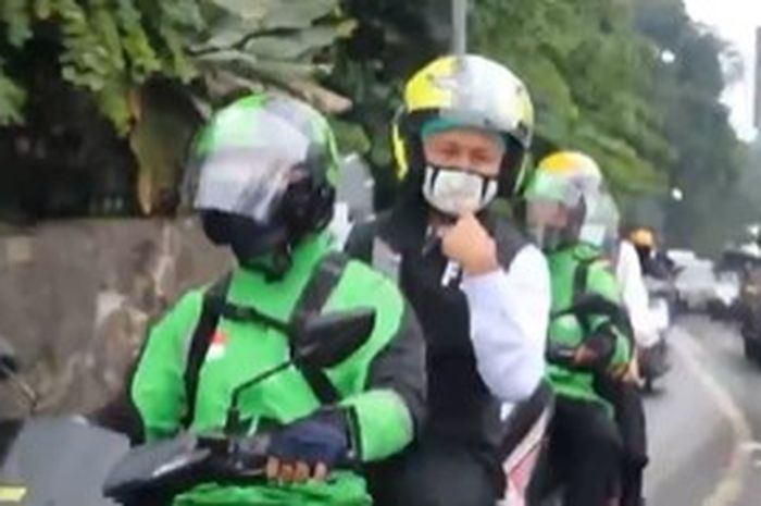 Aksi Wali Kota Bogor,  Bima Arya Sugiarto Naik Ojol ke Balai Kota