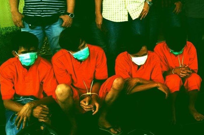 Empat pelaku jambret resahkan dan teror warga kota Palembang ditangkap 