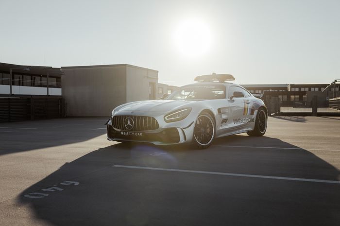 Safety Car Mercedes-AMG GT-R